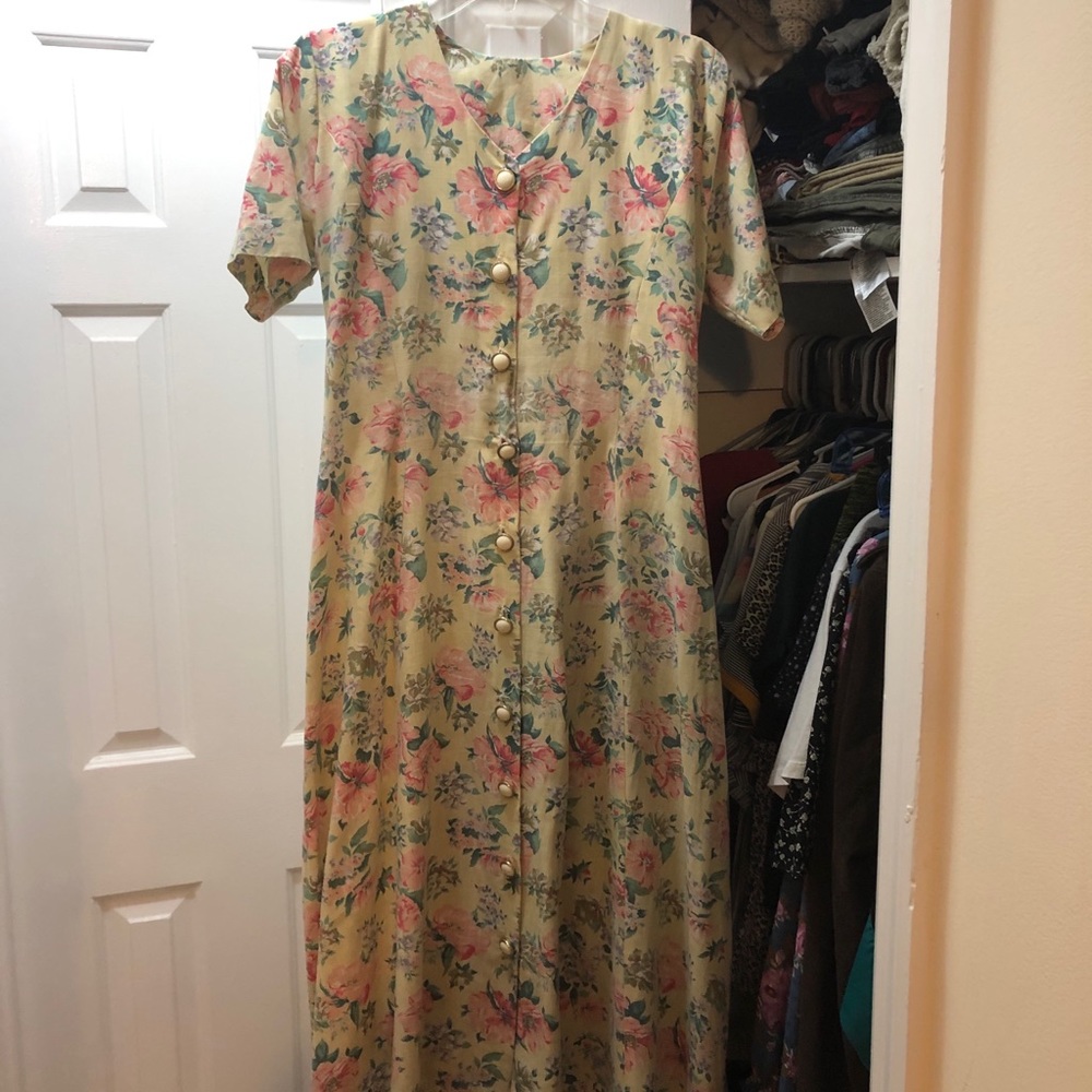 handmade yellow dress with with lace up back